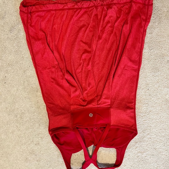 Lululemon tank - Picture 2 of 2